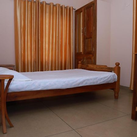 Anand Homestay Kattappana Bagian luar foto