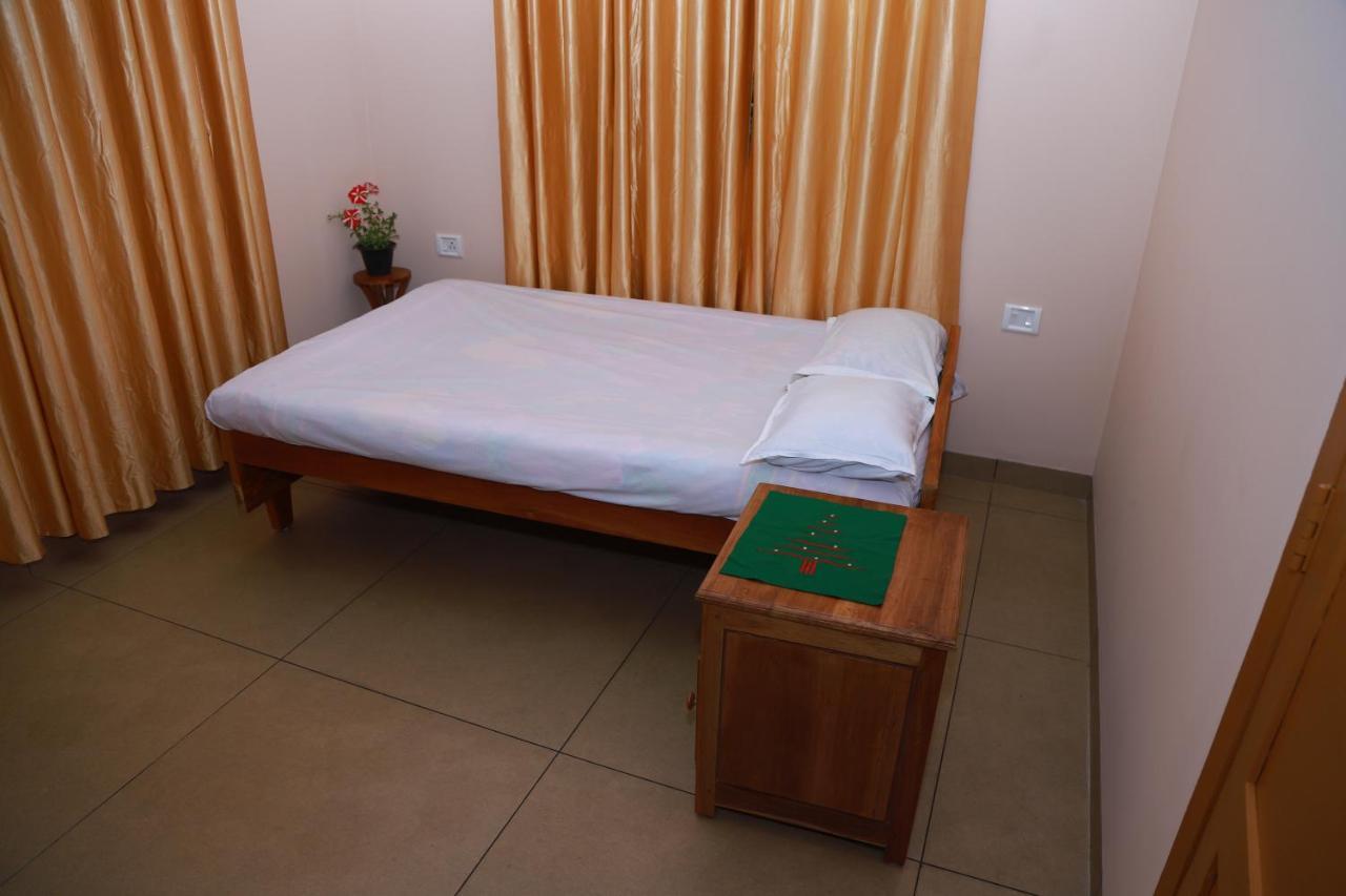 Anand Homestay Kattappana Bagian luar foto